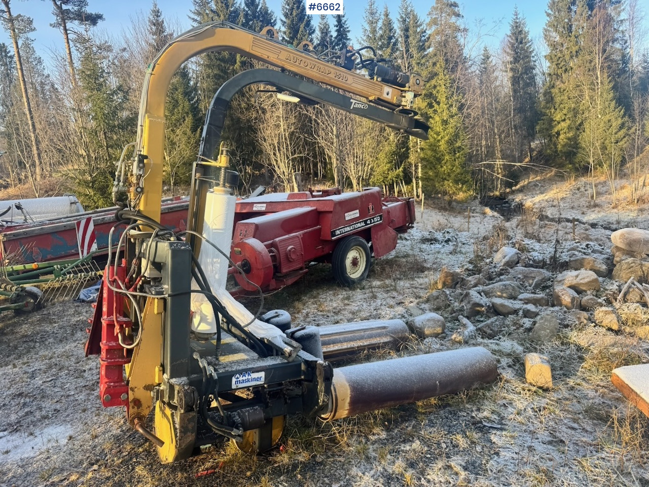 Approx. 2006 Tanco 1510 Round Bale Wrapper. - Utilaje pentru fân: Foto 2 Approx. 2006 Tanco 1510 Round Bale Wrapper. - Utilaje pentru fân: Foto 2