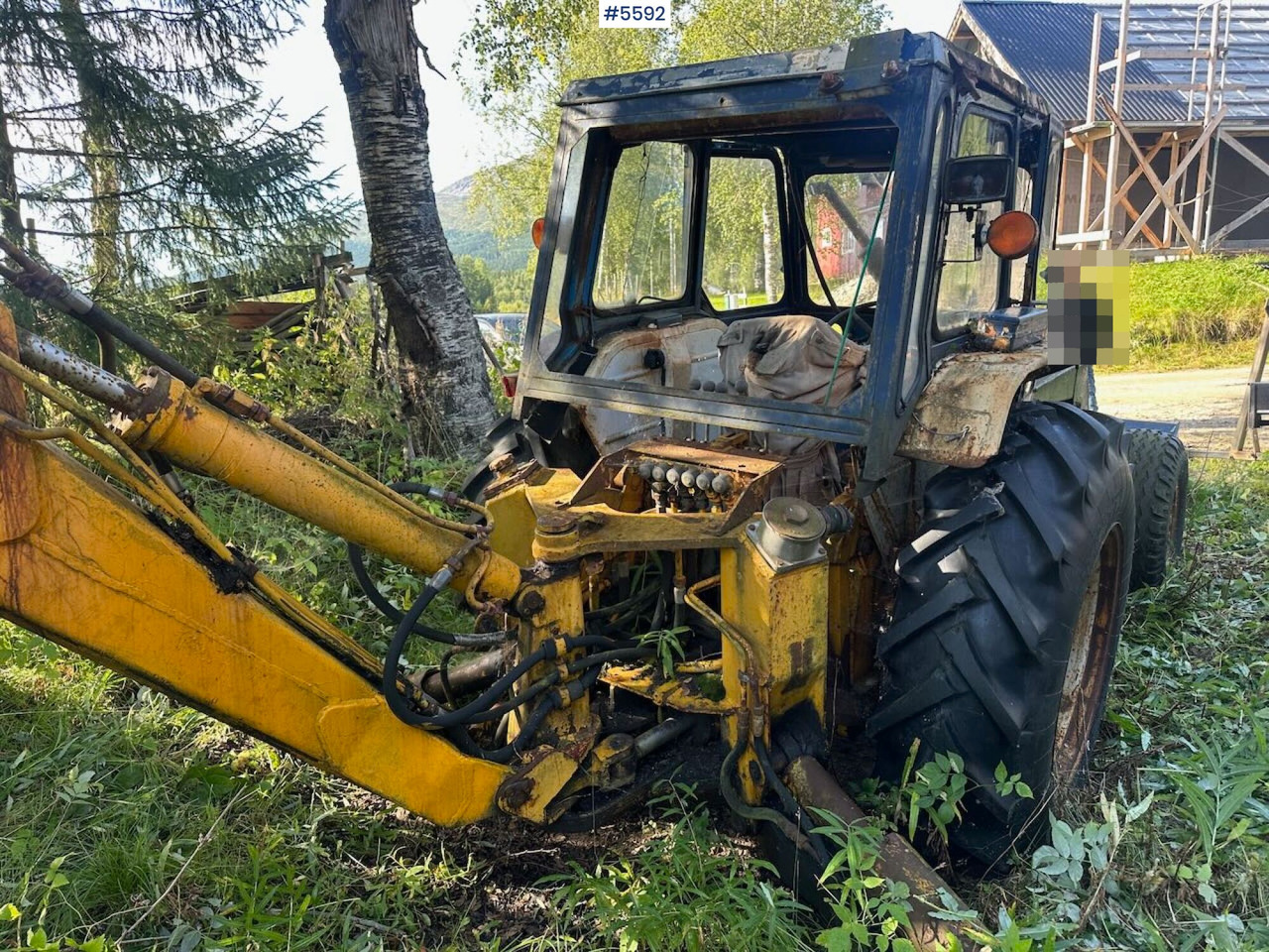 Circa 1974 Ford 4000 tractor w/ front loader and excavator. REP.OBJECT - Tractor agricol: Foto 5 Circa 1974 Ford 4000 tractor w/ front loader and excavator. REP.OBJECT - Tractor agricol: Foto 5