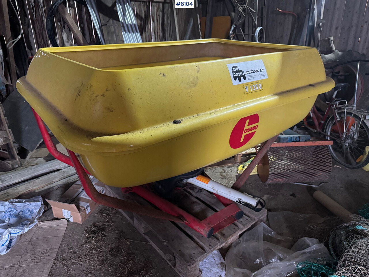 Cosmo PDHV 800 Pendulum diffuser - Imprastietor îngrăşăminte: Foto 1 Cosmo PDHV 800 Pendulum diffuser - Imprastietor îngrăşăminte: Foto 1