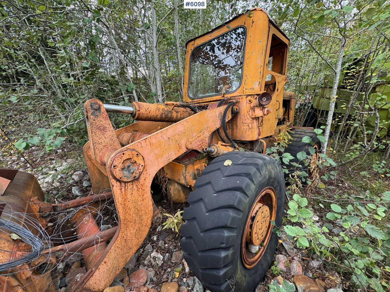 Hanomag wheel loader with bucket – repair object - Încărcător frontal pe pneuri: Foto 3 Hanomag wheel loader with bucket – repair object - Încărcător frontal pe pneuri: Foto 3