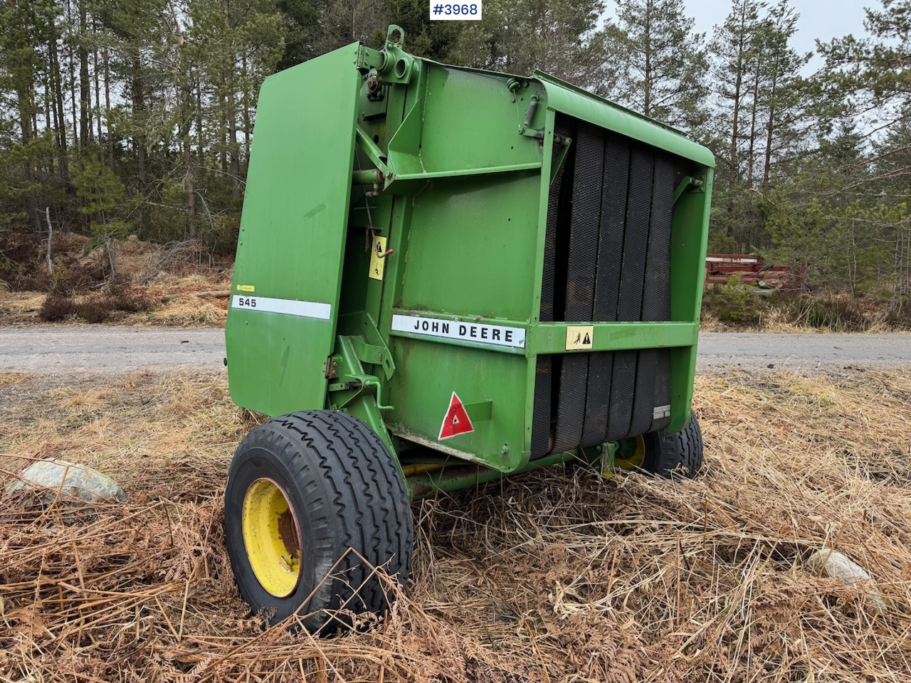 Utilaje pentru fân John Deere 545 Round Baler: Foto 8