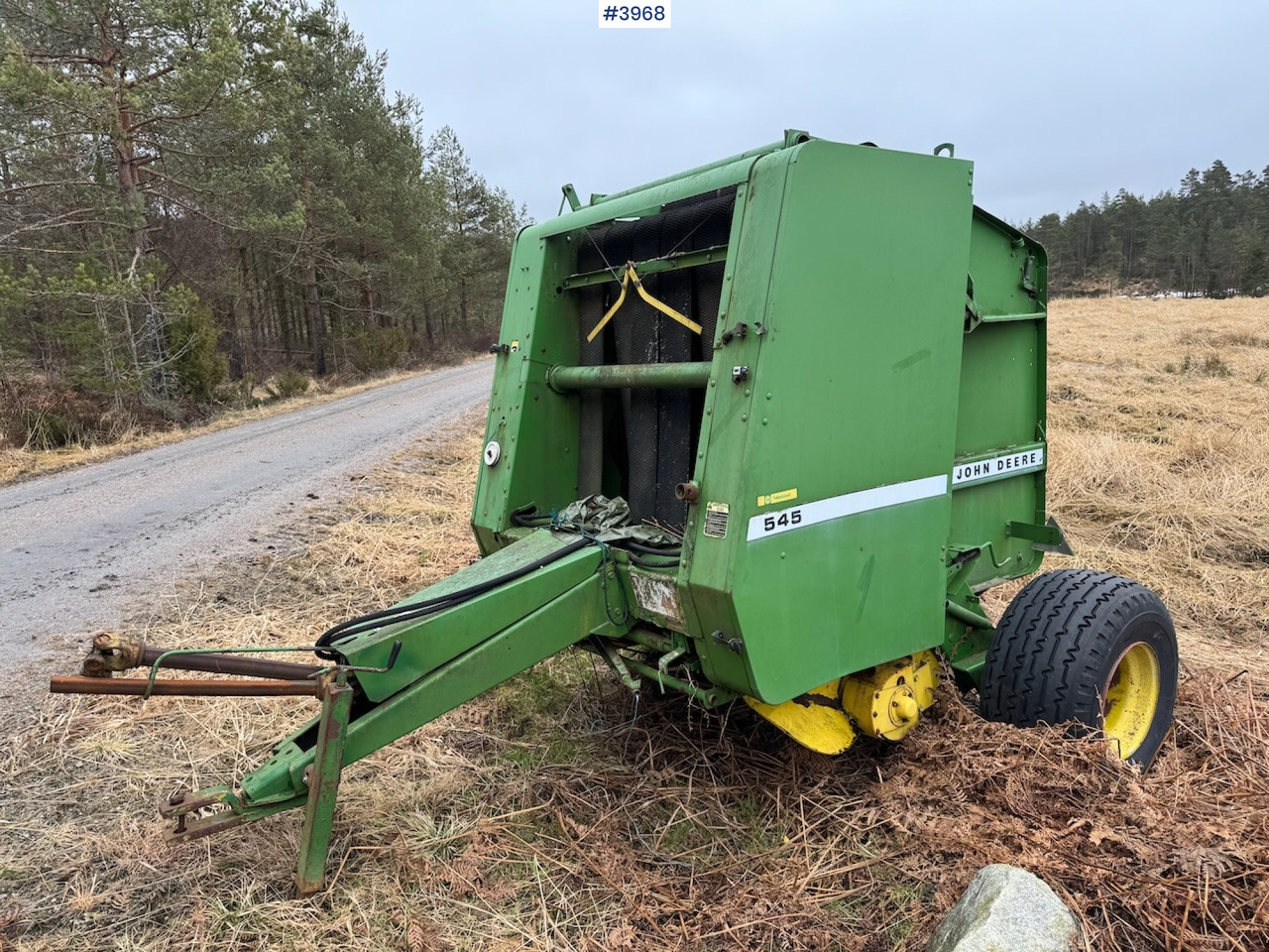 Utilaje pentru fân John Deere 545 Round Baler: Foto 10