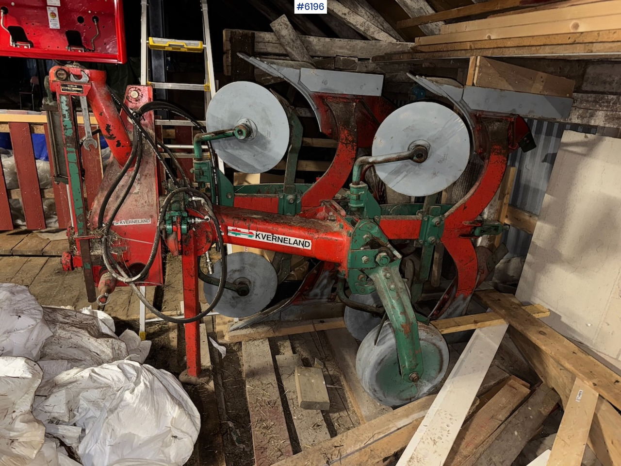 Kverneland Mod. E 3 2-furrow reversible plough. - Maşină pentru prelucrarea solului: Foto 4 Kverneland Mod. E 3 2-furrow reversible plough. - Maşină pentru prelucrarea solului: Foto 4