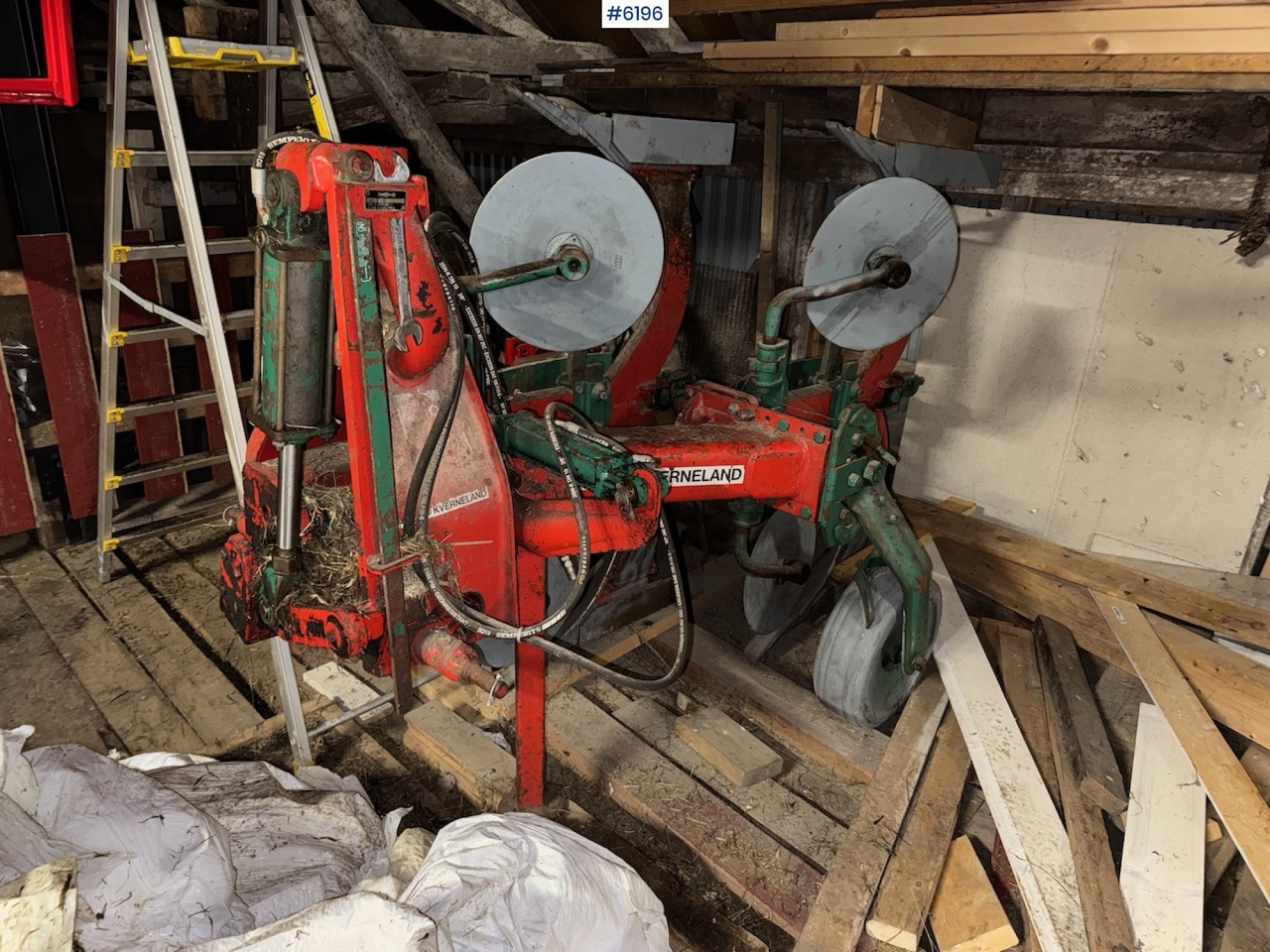 Kverneland Mod. E 3 2-furrow reversible plough. - Maşină pentru prelucrarea solului: Foto 3 Kverneland Mod. E 3 2-furrow reversible plough. - Maşină pentru prelucrarea solului: Foto 3