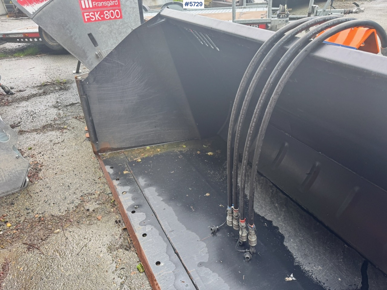 2024 Quicke SC M+ 230 Folding wing bucket. - Maşina comunala: Foto 5 2024 Quicke SC M+ 230 Folding wing bucket. - Maşina comunala: Foto 5