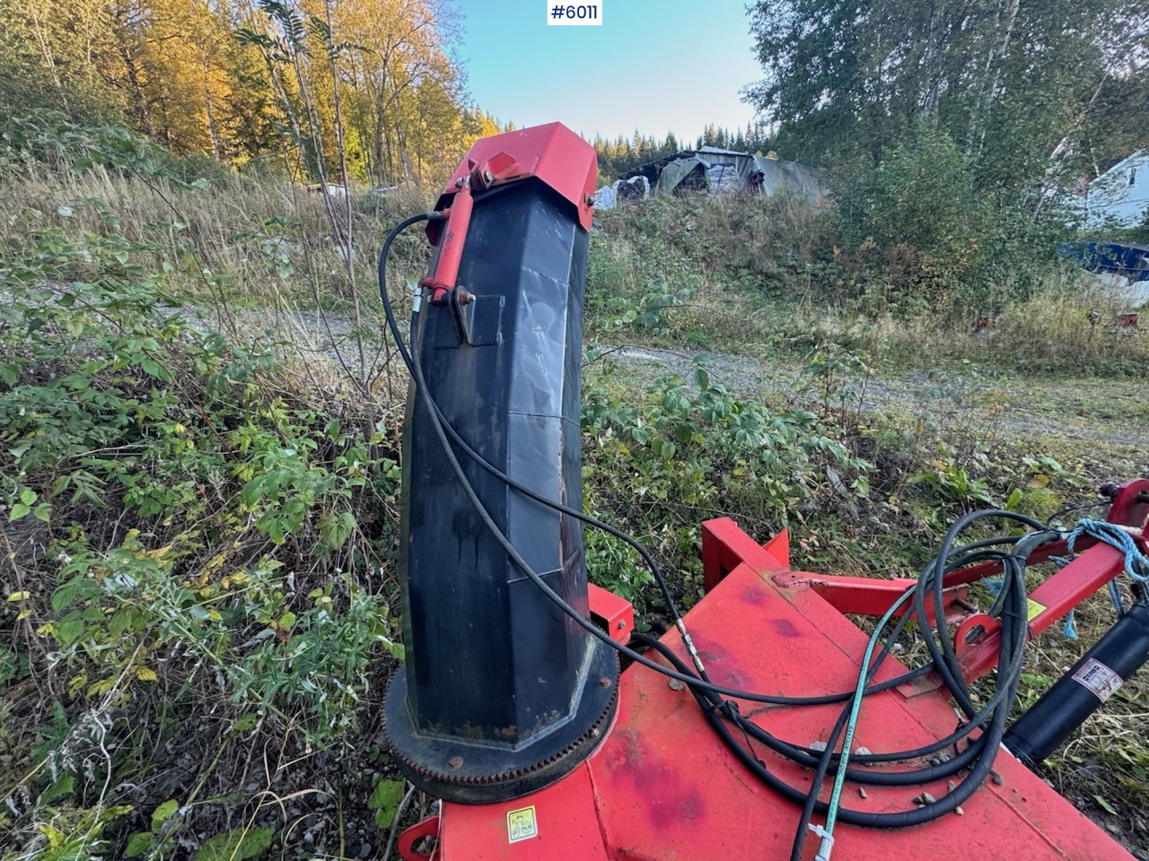 SISU Handel V-230 Snow blower - Maşina comunala: Foto 4 SISU Handel V-230 Snow blower - Maşina comunala: Foto 4
