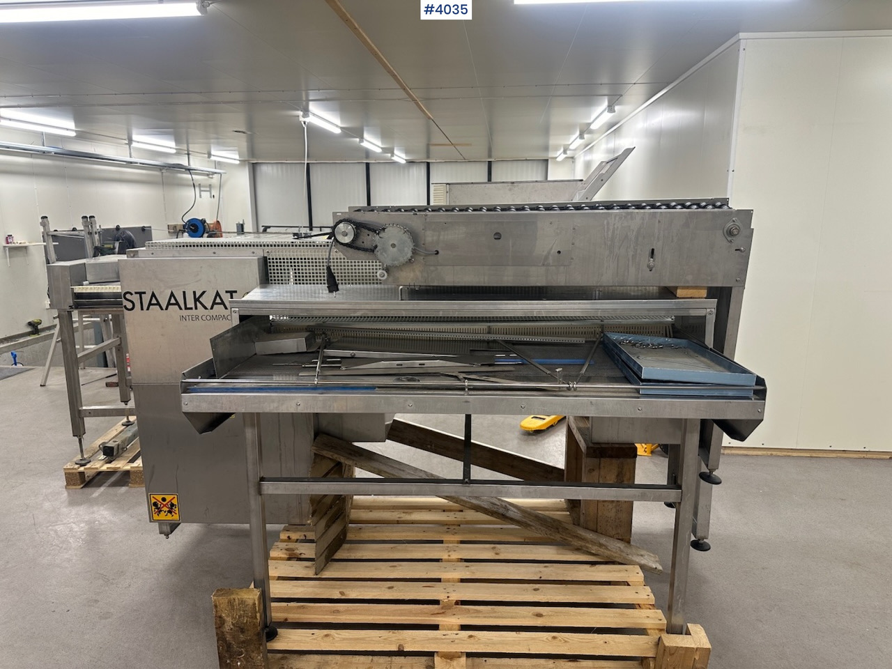 Sanovo Staalkat Inter compacta egg sorting machine - Utilaje de creştere vite: Foto 1 Sanovo Staalkat Inter compacta egg sorting machine - Utilaje de creştere vite: Foto 1