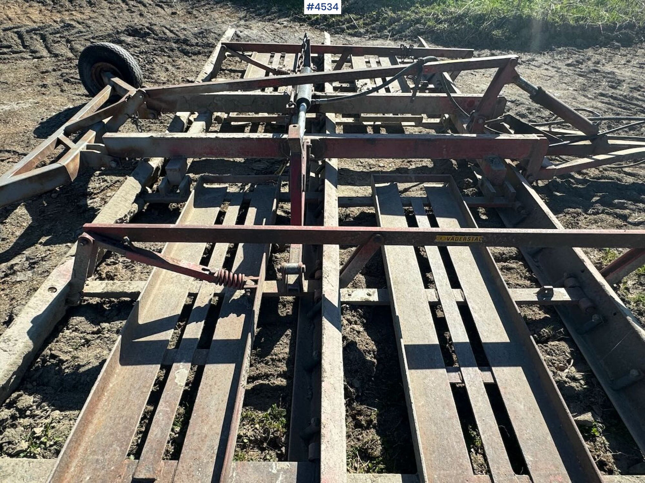 Väderstad harrow - Maşină pentru prelucrarea solului: Foto 4 Väderstad harrow - Maşină pentru prelucrarea solului: Foto 4