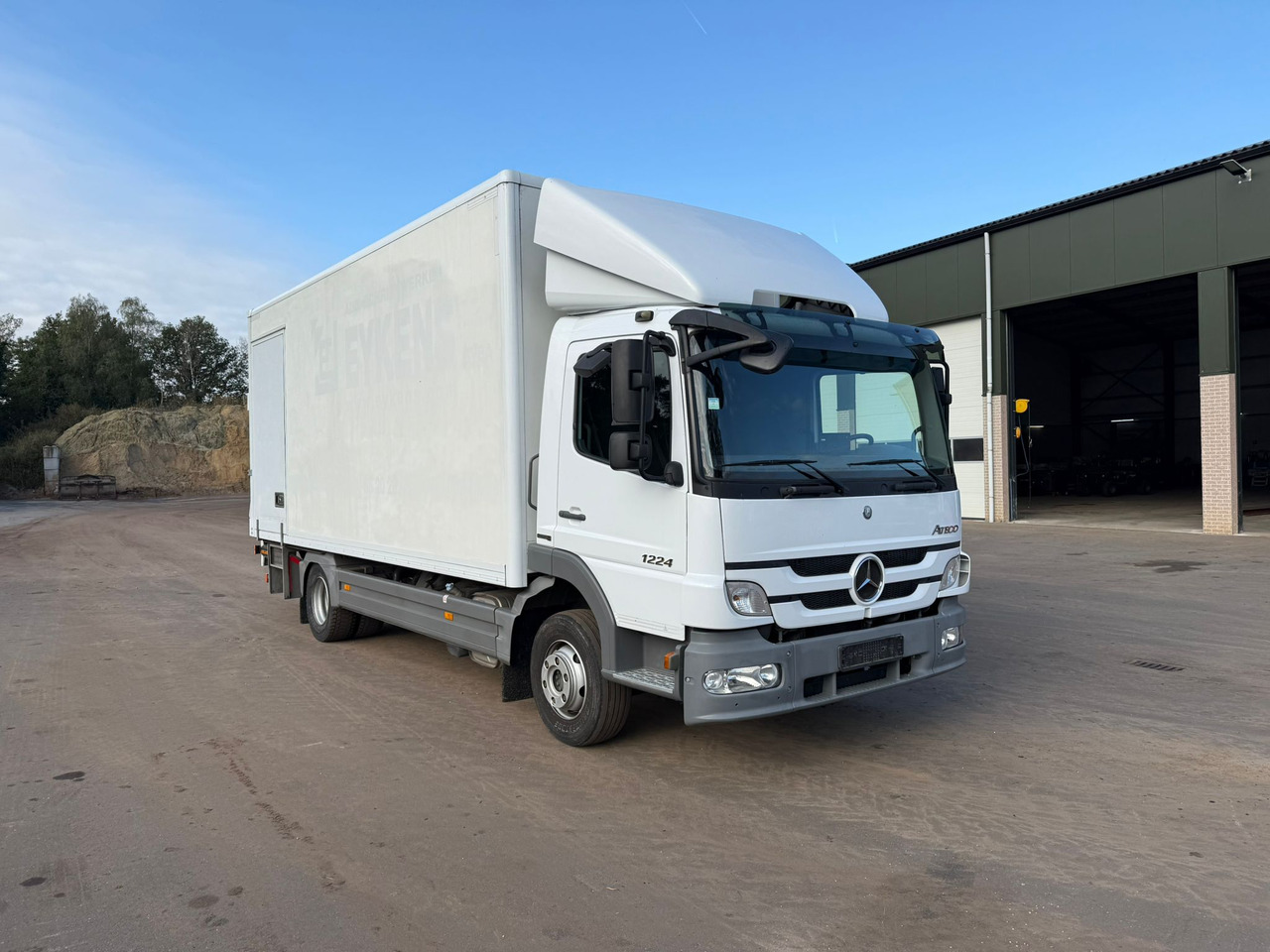 Mercedes Atego 1224 - Camion furgon: Foto 3 Mercedes Atego 1224 - Camion furgon: Foto 3