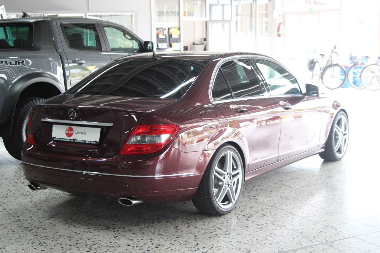 Mercedes-Benz C 230 Avantgarde Automatik sehr gepflegt! 130tKM - Berlină/ Sedan: Foto 2 Mercedes-Benz C 230 Avantgarde Automatik sehr gepflegt! 130tKM - Berlină/ Sedan: Foto 2