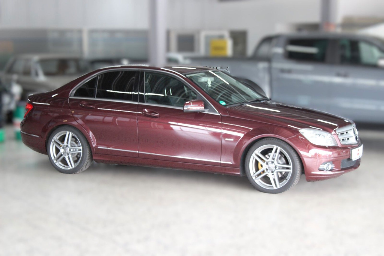 Mercedes-Benz C 230 Avantgarde Automatik sehr gepflegt! 130tKM - Berlină/ Sedan: Foto 1 Mercedes-Benz C 230 Avantgarde Automatik sehr gepflegt! 130tKM - Berlină/ Sedan: Foto 1