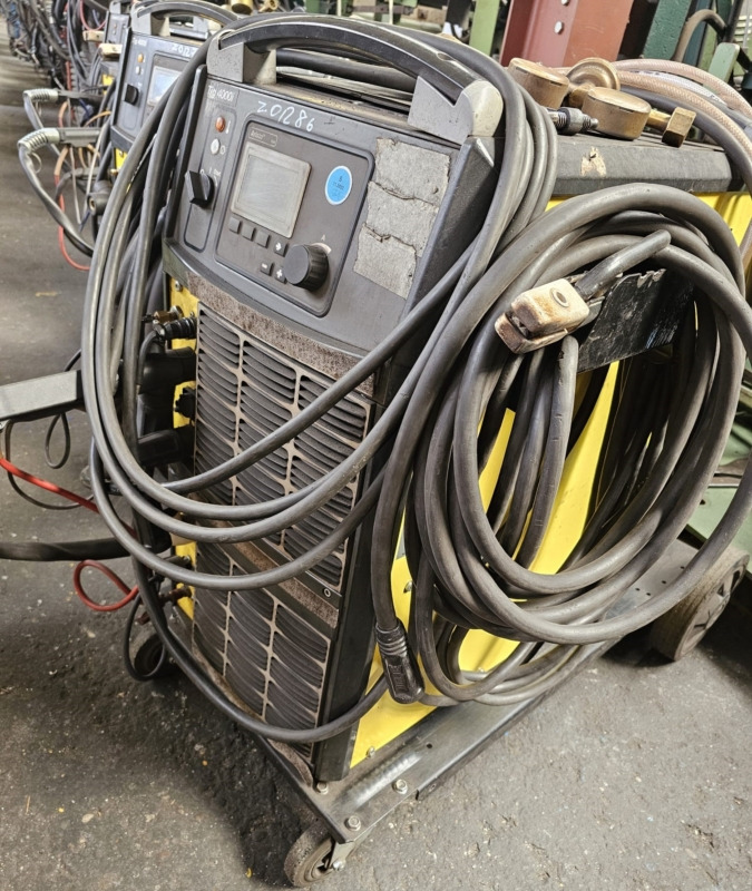 ESAB AB Tig 400iw - Echipamente pentru sudare: Foto 3 ESAB AB Tig 400iw - Echipamente pentru sudare: Foto 3