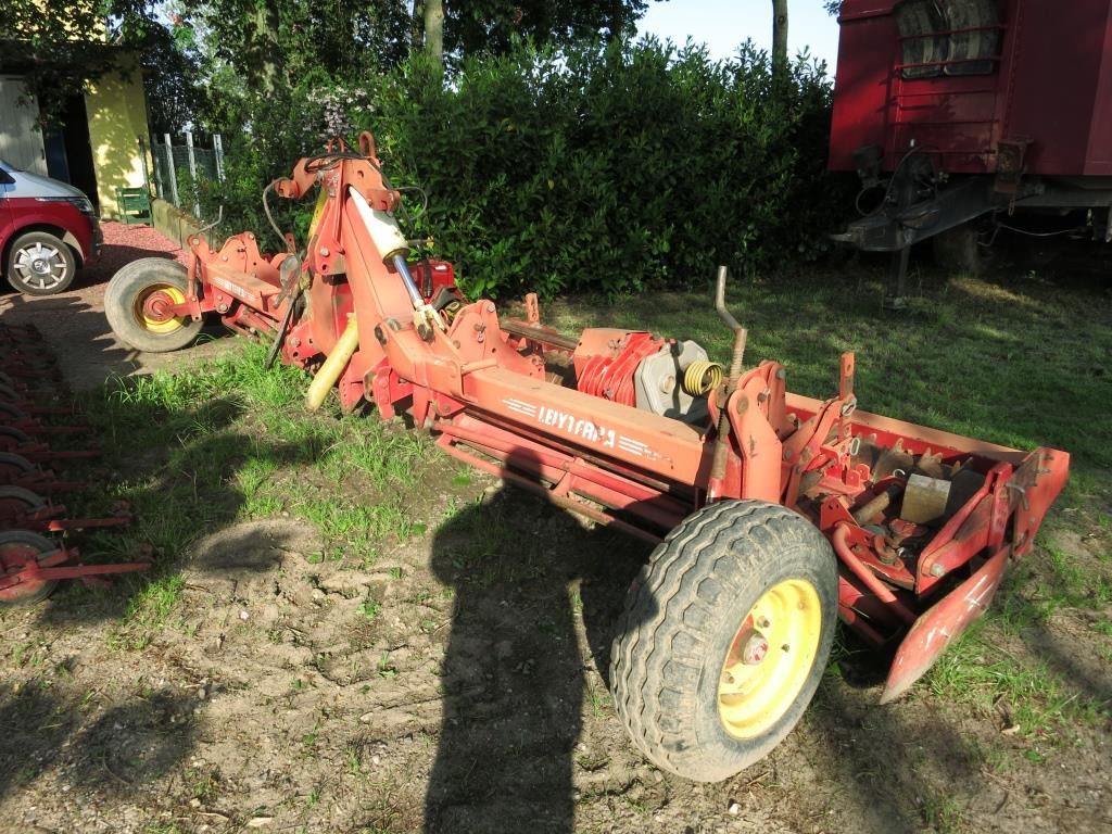 Lely 600-55 - Grapă rotativă: Foto 1 Lely 600-55 - Grapă rotativă: Foto 1