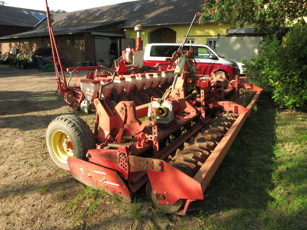 Lely 600-55 - Grapă rotativă: Foto 2 Lely 600-55 - Grapă rotativă: Foto 2