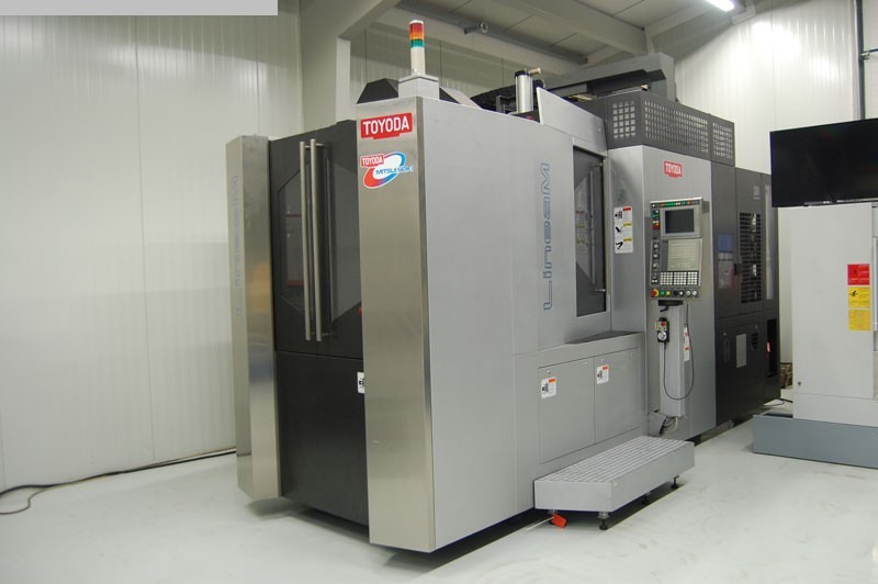 TOYODA Lineam III - Centru de prelucrare CNC: Foto 1 TOYODA Lineam III - Centru de prelucrare CNC: Foto 1