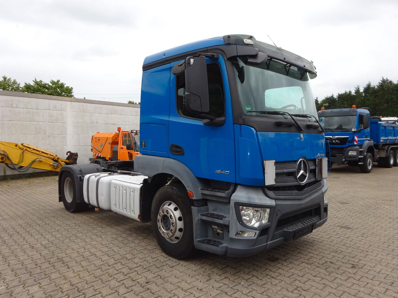 Cap tractor Mercedes-Benz 1840 Actros SZM 4x2: Foto 9