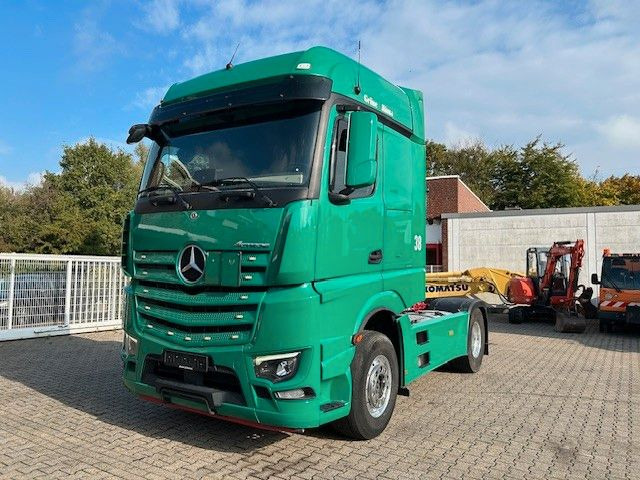 Mercedes-Benz 1851 Actros SZM mit Kipper-Pumpe 4x2 - Cap tractor: Foto 1 Mercedes-Benz 1851 Actros SZM mit Kipper-Pumpe 4x2 - Cap tractor: Foto 1