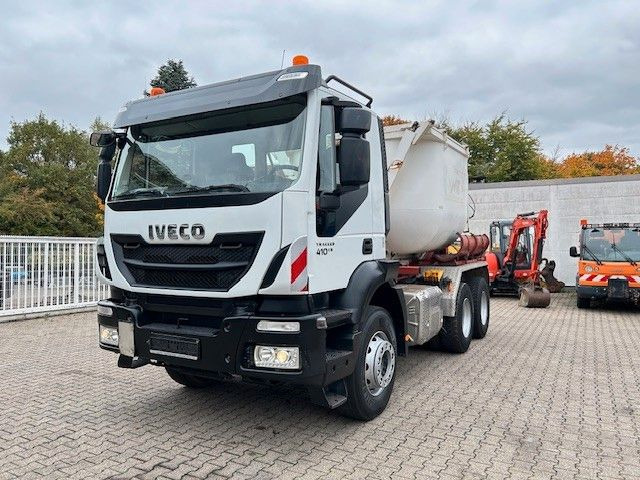 Iveco 410 TRAKKER Wechselsystem Kipper + Asphaltmulde - Camion container de gunoi: Foto 1 Iveco 410 TRAKKER Wechselsystem Kipper + Asphaltmulde - Camion container de gunoi: Foto 1