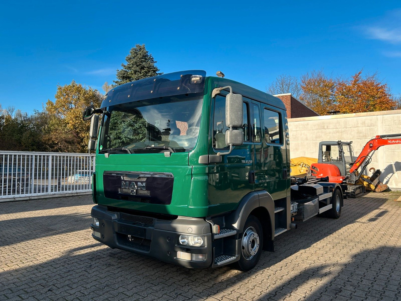 MAN 12.250 Doppelkabine Abroller - Camion cu cârlig: Foto 3 MAN 12.250 Doppelkabine Abroller - Camion cu cârlig: Foto 3
