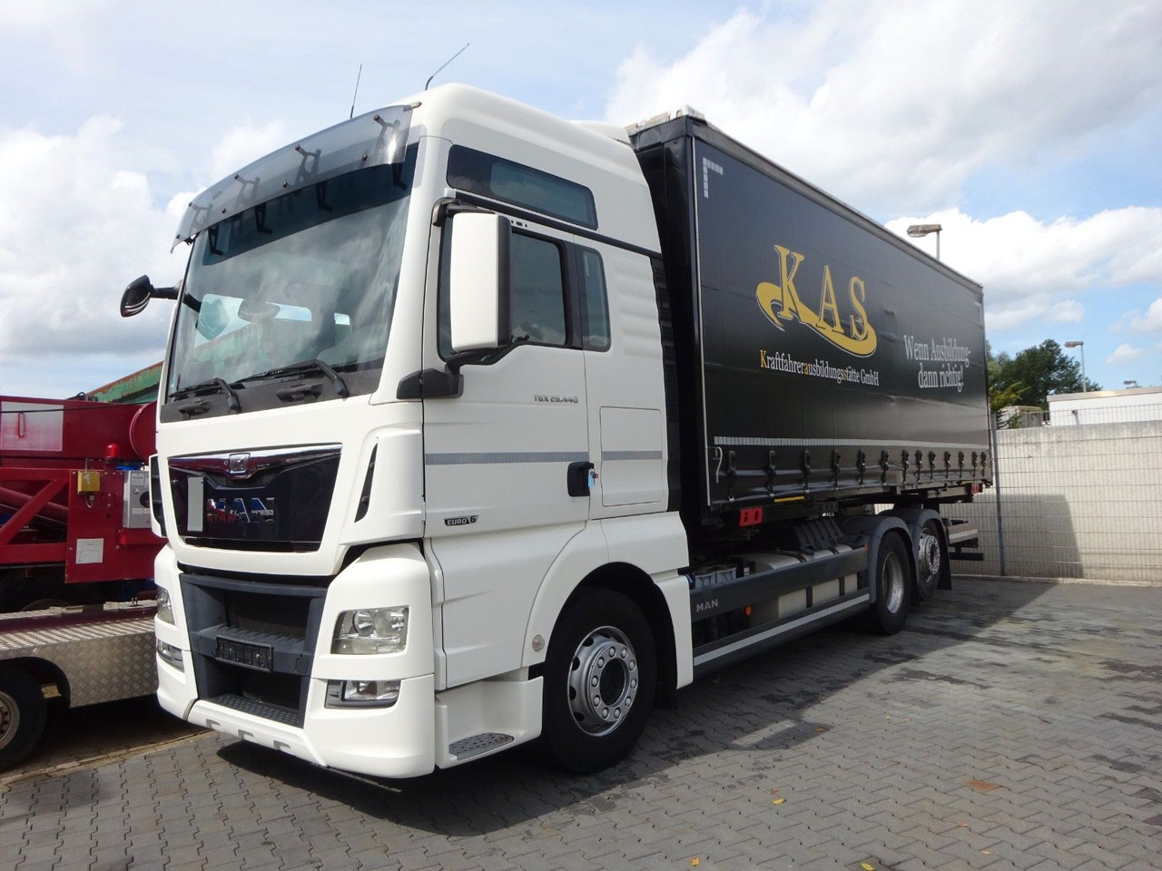 MAN 26.440 TGX BDF Wechselsystem 6x2 - Camion transport containere/ Swap body: Foto 2 MAN 26.440 TGX BDF Wechselsystem 6x2 - Camion transport containere/ Swap body: Foto 2