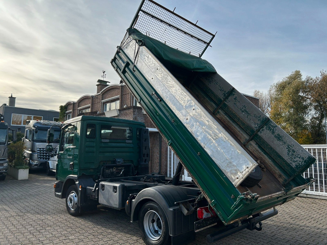 MAN 8.220 TGL MEILLER 3Skipper mit hohen Wänden - Camion basculantă: Foto 5 MAN 8.220 TGL MEILLER 3Skipper mit hohen Wänden - Camion basculantă: Foto 5