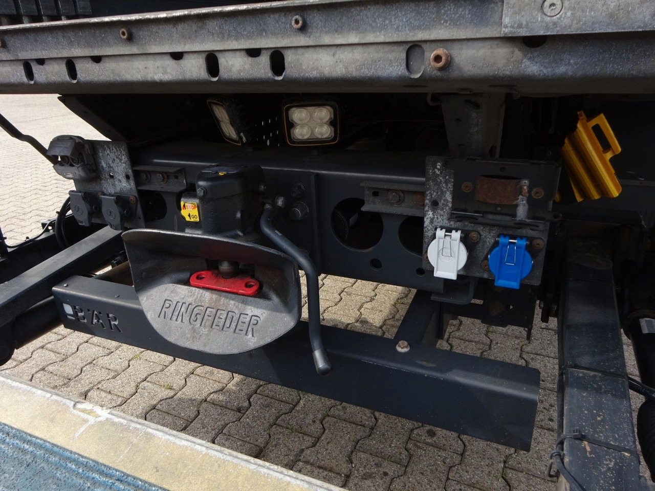 Camion furgon Mercedes-Benz 1842 Antos Koffer  + BÄR Ladebordwand 4x2: Foto 14