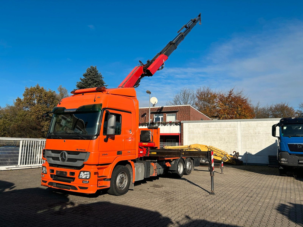 Mercedes-Benz 2541 Actros Plattform + FASSI Kran 6X2 - Camion cu macara: Foto 3 Mercedes-Benz 2541 Actros Plattform + FASSI Kran 6X2 - Camion cu macara: Foto 3