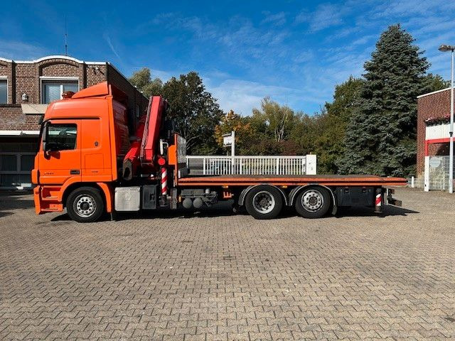 Mercedes-Benz 2541 Actros Plattform + FASSI Kran 6X2 - Camion cu macara: Foto 4 Mercedes-Benz 2541 Actros Plattform + FASSI Kran 6X2 - Camion cu macara: Foto 4