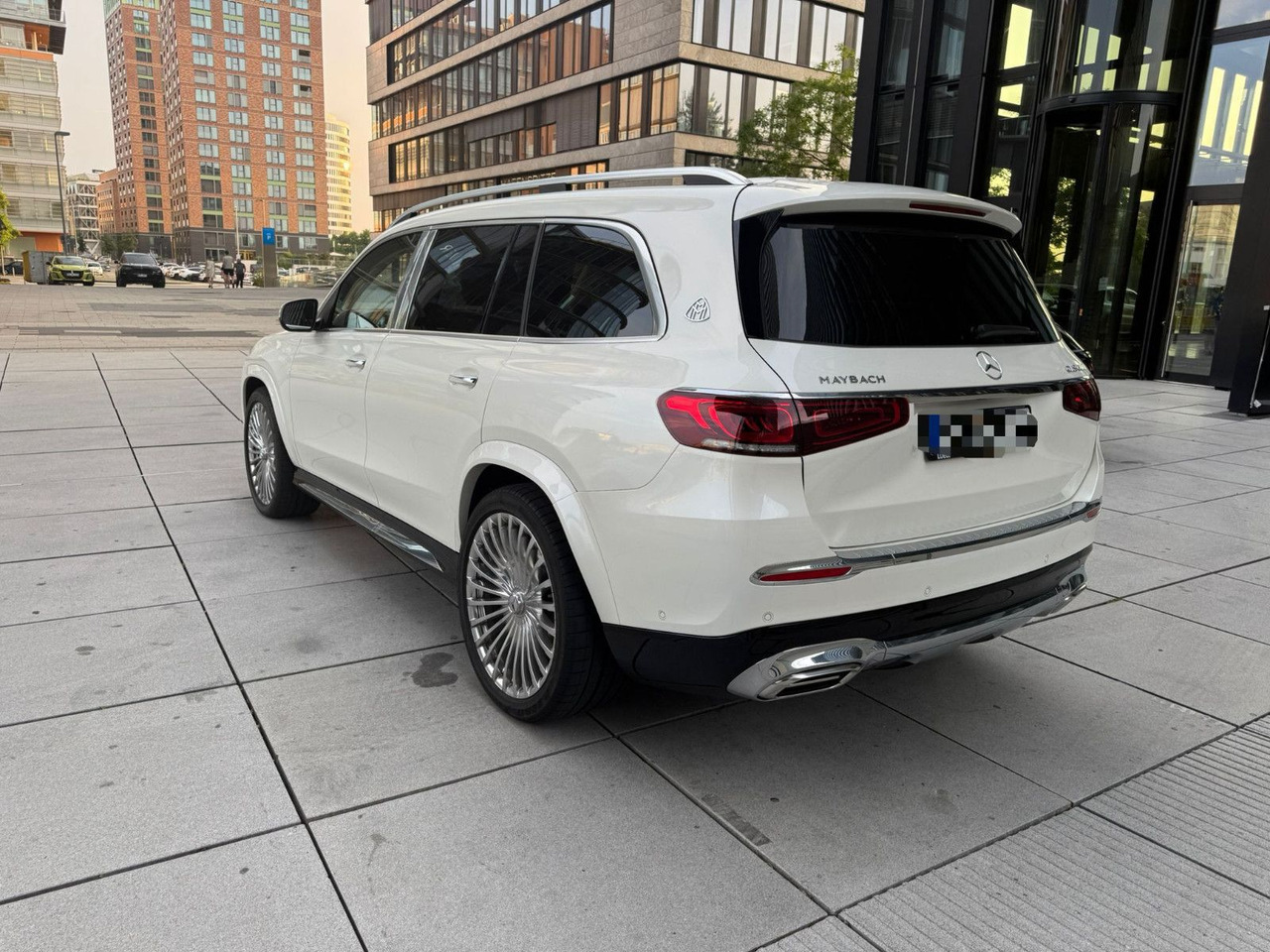 Mercedes-Benz GLS 600 Maybach 4Matic | 23 ZOLL | BURMESTER Mercedes-Benz GLS 600 Maybach 4Matic | 23 ZOLL | BURMESTER - SUV: Foto 2 Mercedes-Benz GLS 600 Maybach 4Matic | 23 ZOLL | BURMESTER Mercedes-Benz GLS 600 Maybach 4Matic | 23 ZOLL | BURMESTER - SUV: Foto 2