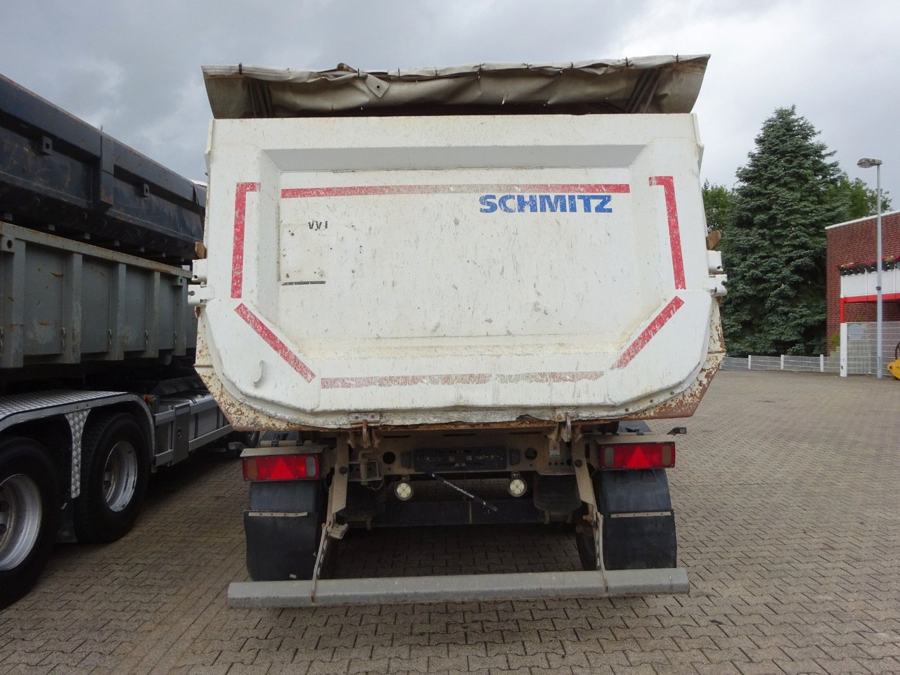Schmitz Cargobull SKI 24 SL 7.2 Kipp Auflieger Mulde mit 3 Achsen - Semiremorcă basculantă: Foto 5 Schmitz Cargobull SKI 24 SL 7.2 Kipp Auflieger Mulde mit 3 Achsen - Semiremorcă basculantă: Foto 5
