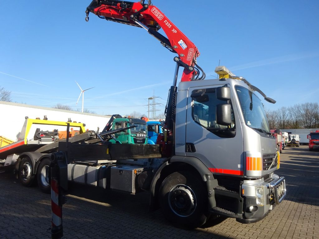 Volvo FE 320+Fassi F235 Kran+Hubbrille+Schiebeplateau - Maşină de tractare: Foto 4 Volvo FE 320+Fassi F235 Kran+Hubbrille+Schiebeplateau - Maşină de tractare: Foto 4