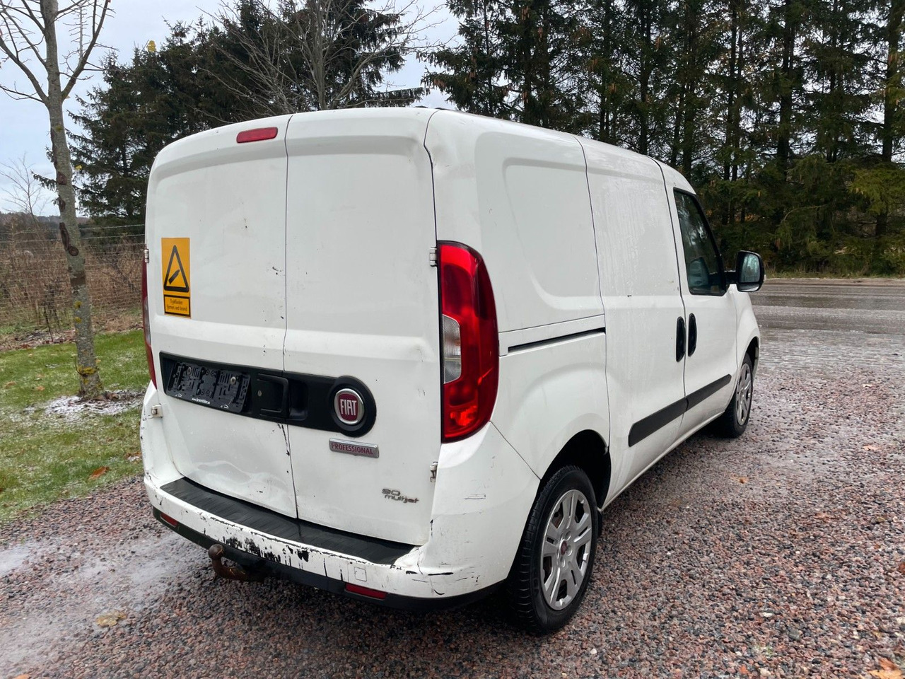 Fiat Doblo Doblò Basis Kasten 1.3 diesel - Mașină break: Foto 4 Fiat Doblo Doblò Basis Kasten 1.3 diesel - Mașină break: Foto 4