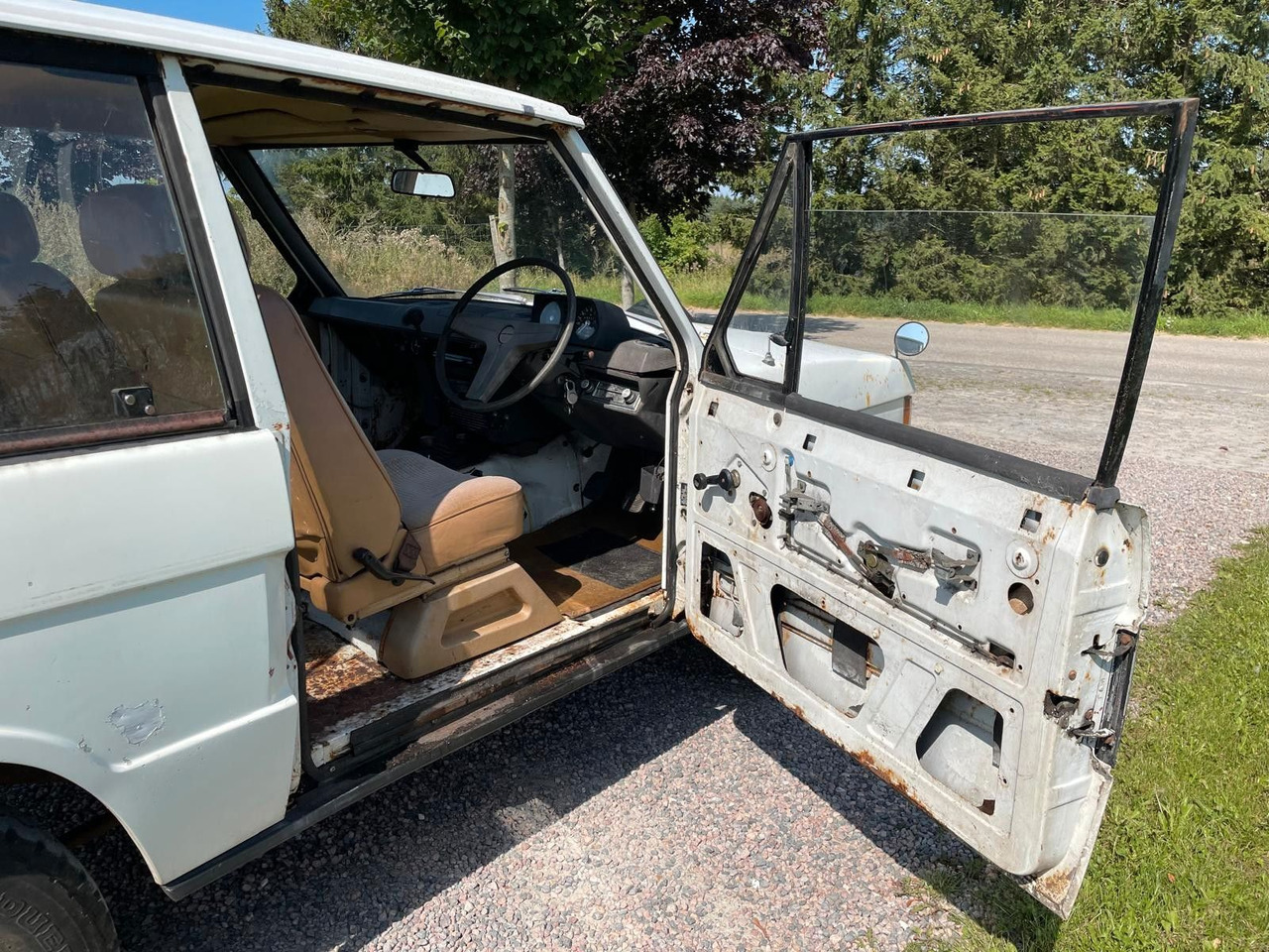 SUV Land Rover Range Rover Classic Suffix A: Foto 13 SUV Land Rover Range Rover Classic Suffix A: Foto 13