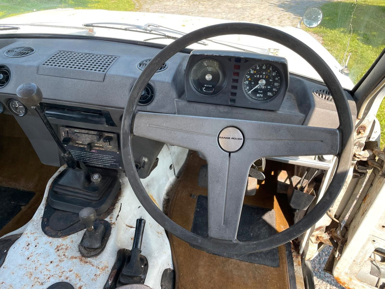 SUV Land Rover Range Rover Classic Suffix A: Foto 17 SUV Land Rover Range Rover Classic Suffix A: Foto 17