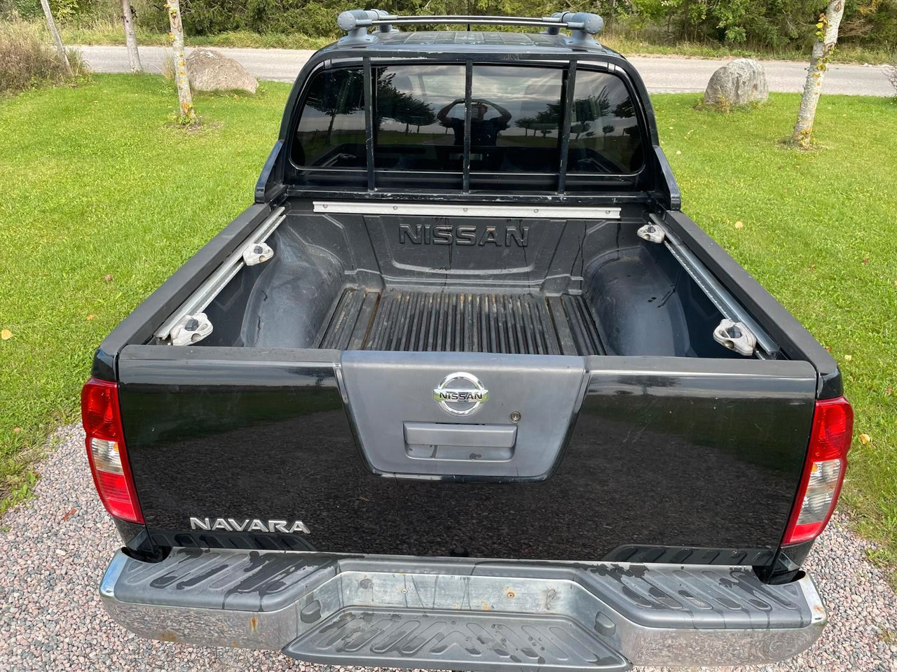 Nissan Navara Pickup Double Cab LE V6 4x4 LB - SUV: Foto 5 Nissan Navara Pickup Double Cab LE V6 4x4 LB - SUV: Foto 5