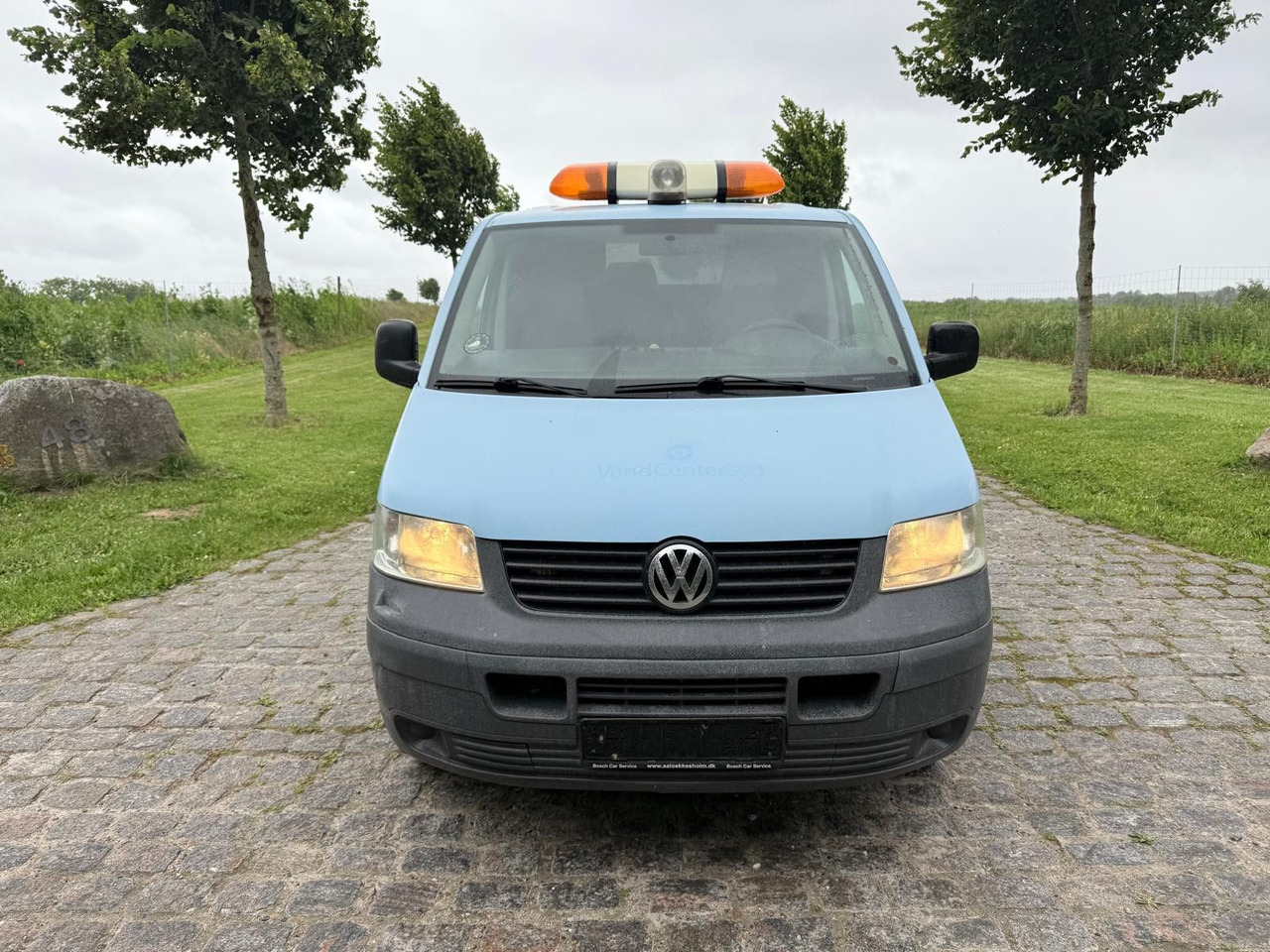 Volkswagen T5 Transporter 2.5 TDI 4Motion *Klima *4x4 - Autoutilitară compactă: Foto 3 Volkswagen T5 Transporter 2.5 TDI 4Motion *Klima *4x4 - Autoutilitară compactă: Foto 3
