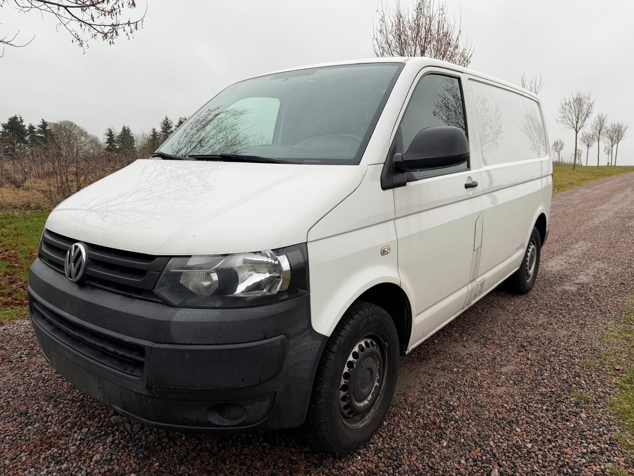 Volkswagen T5 Transporter Kasten-Kombi Kasten - Autoutilitară compactă: Foto 1 Volkswagen T5 Transporter Kasten-Kombi Kasten - Autoutilitară compactă: Foto 1