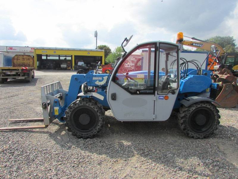Genie GTH 2506 Teleskoplader 27.500 EUR - Stivuitor telescopic: Foto 1 Genie GTH 2506 Teleskoplader 27.500 EUR - Stivuitor telescopic: Foto 1