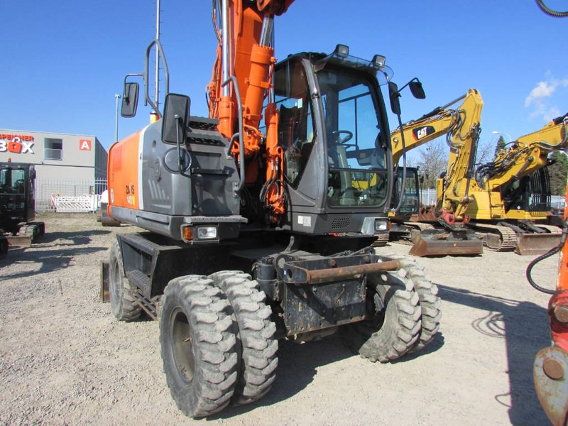 Hitachi ZX 140 W-3 Mobilbagger 43.000 EUR / Klima - Excavator pe roţi: Foto 5 Hitachi ZX 140 W-3 Mobilbagger 43.000 EUR / Klima - Excavator pe roţi: Foto 5