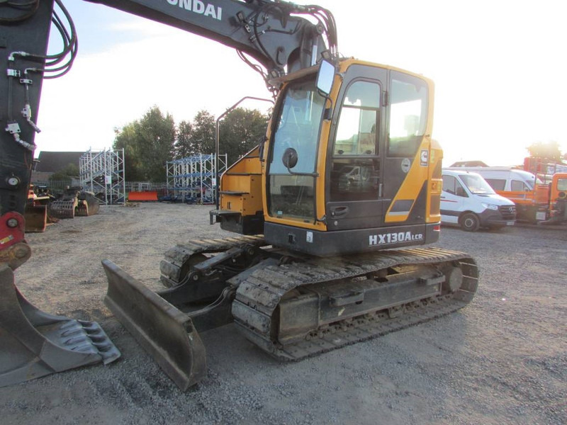 Hyundai HX 130 ALCR Kettenbagger 76.000 EUR / AC - Excavator pe şenile: Foto 2 Hyundai HX 130 ALCR Kettenbagger 76.000 EUR / AC - Excavator pe şenile: Foto 2