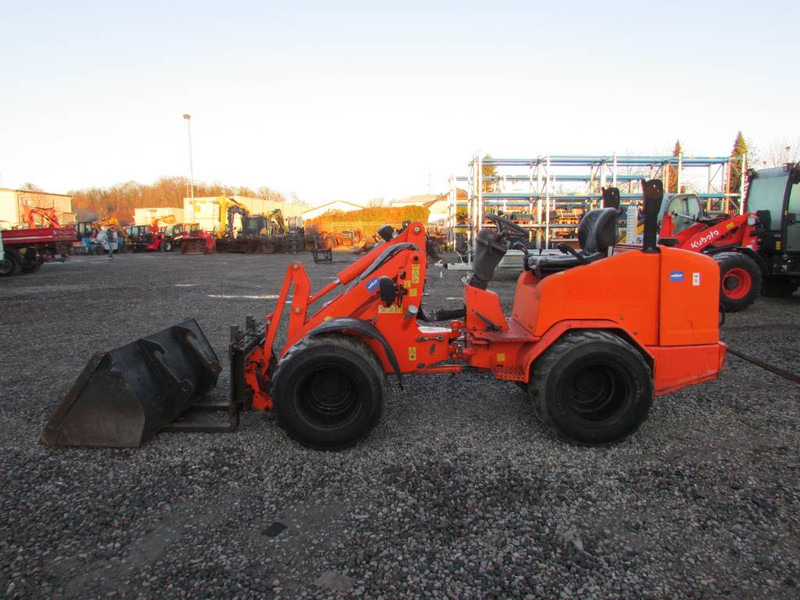 Schäffer 2436 Radlader / 21.500 EUR - Încărcător frontal pe pneuri: Foto 1 Schäffer 2436 Radlader / 21.500 EUR - Încărcător frontal pe pneuri: Foto 1