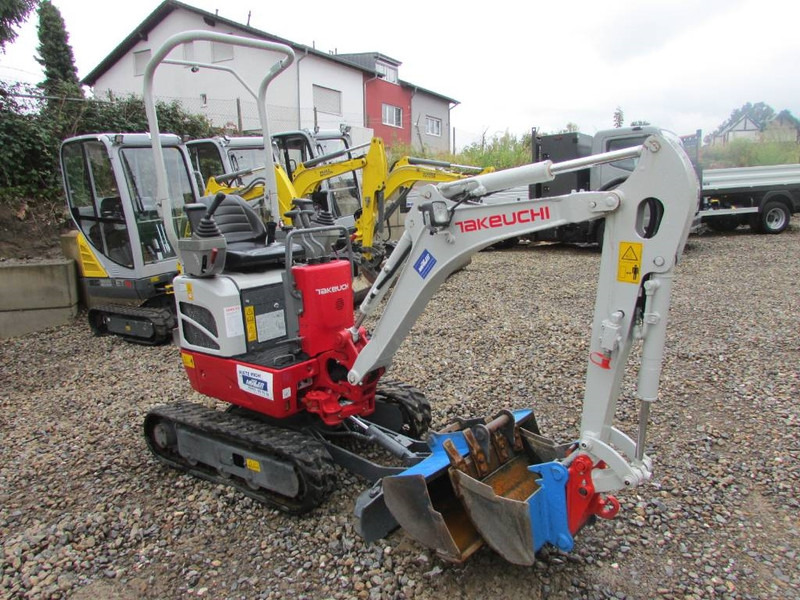 Takeuchi TB 210 R Minibagger 18.000 EUR - Mini excavator: Foto 4 Takeuchi TB 210 R Minibagger 18.000 EUR - Mini excavator: Foto 4