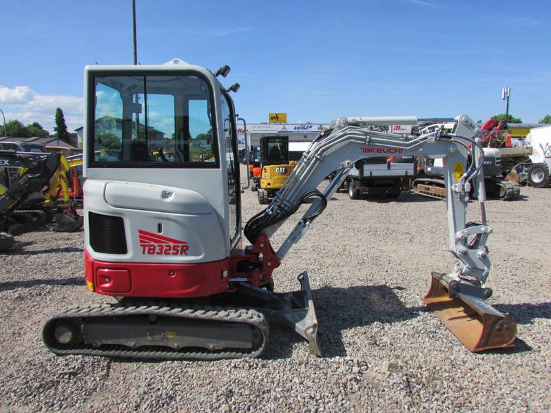 Takeuchi TB 325 R Minibagger 34.500 EUR - Mini excavator: Foto 4 Takeuchi TB 325 R Minibagger 34.500 EUR - Mini excavator: Foto 4
