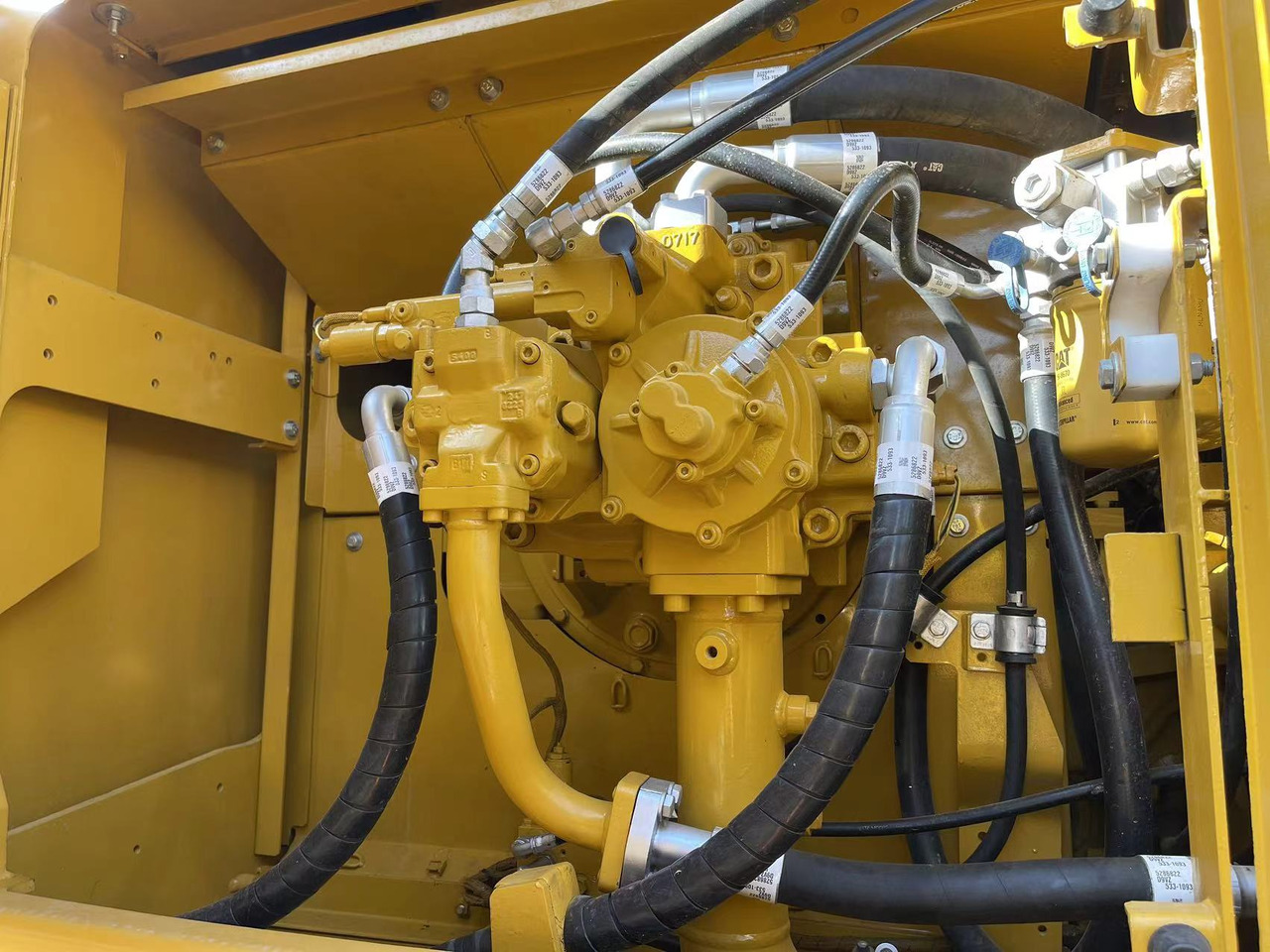 CATERPILLAR 349D2L - Excavator pe şenile: Foto 4 CATERPILLAR 349D2L - Excavator pe şenile: Foto 4