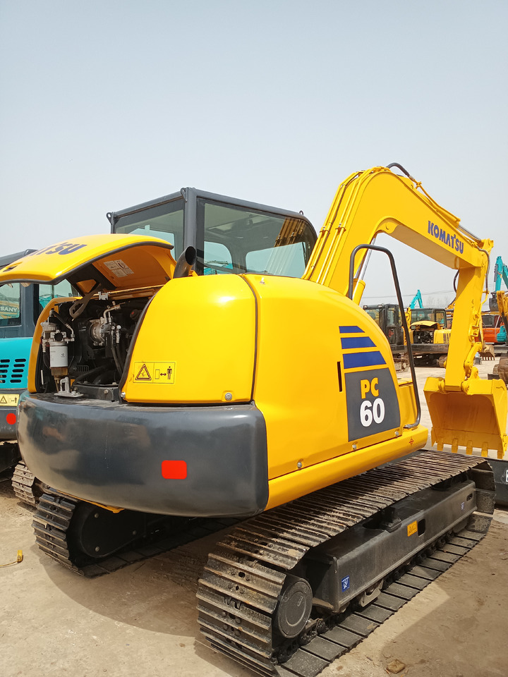 KOMATSU PC60-8 - Excavator pe şenile: Foto 4 KOMATSU PC60-8 - Excavator pe şenile: Foto 4