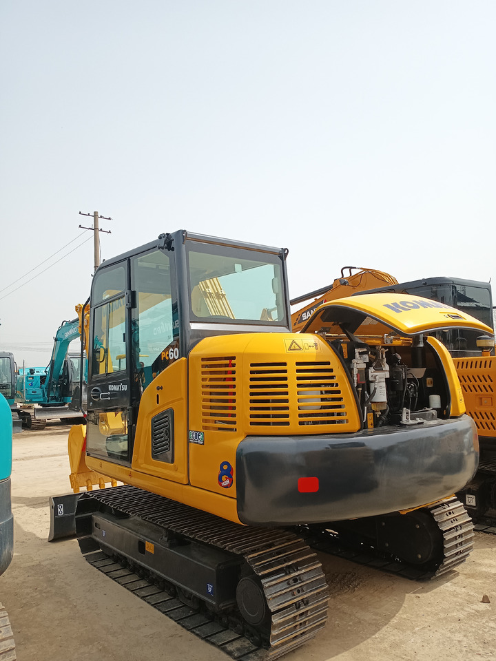 KOMATSU PC60-8 - Excavator pe şenile: Foto 3 KOMATSU PC60-8 - Excavator pe şenile: Foto 3