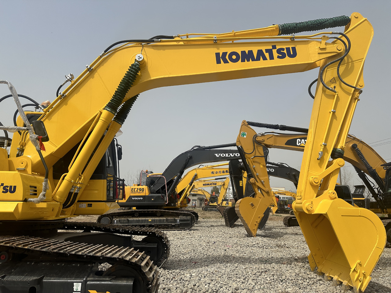 Komatsu PC 240 LC-8 - Excavator pe şenile: Foto 3 Komatsu PC 240 LC-8 - Excavator pe şenile: Foto 3