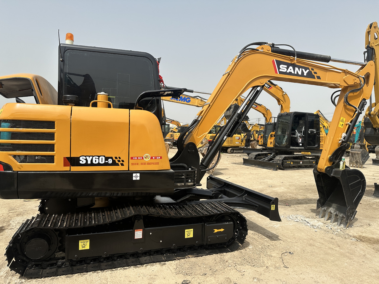 SANY SY60C-9 - Mini excavator: Foto 1 SANY SY60C-9 - Mini excavator: Foto 1