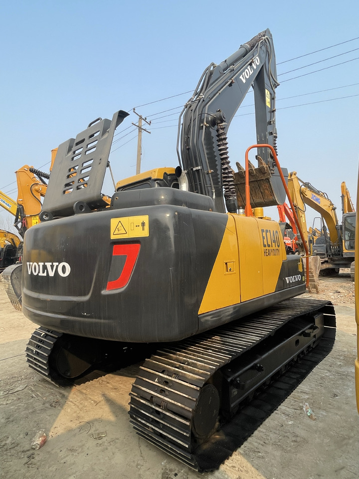 VOLVO EC140 - Excavator pe şenile: Foto 4 VOLVO EC140 - Excavator pe şenile: Foto 4