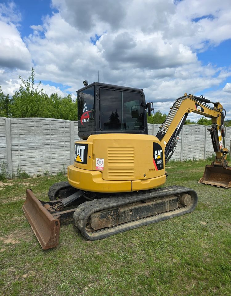 Caterpillar - Excavator pe şenile: Foto 1 Caterpillar - Excavator pe şenile: Foto 1